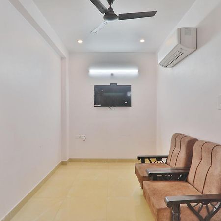 Divine Glory Hotel Lakhnau Kültér fotó