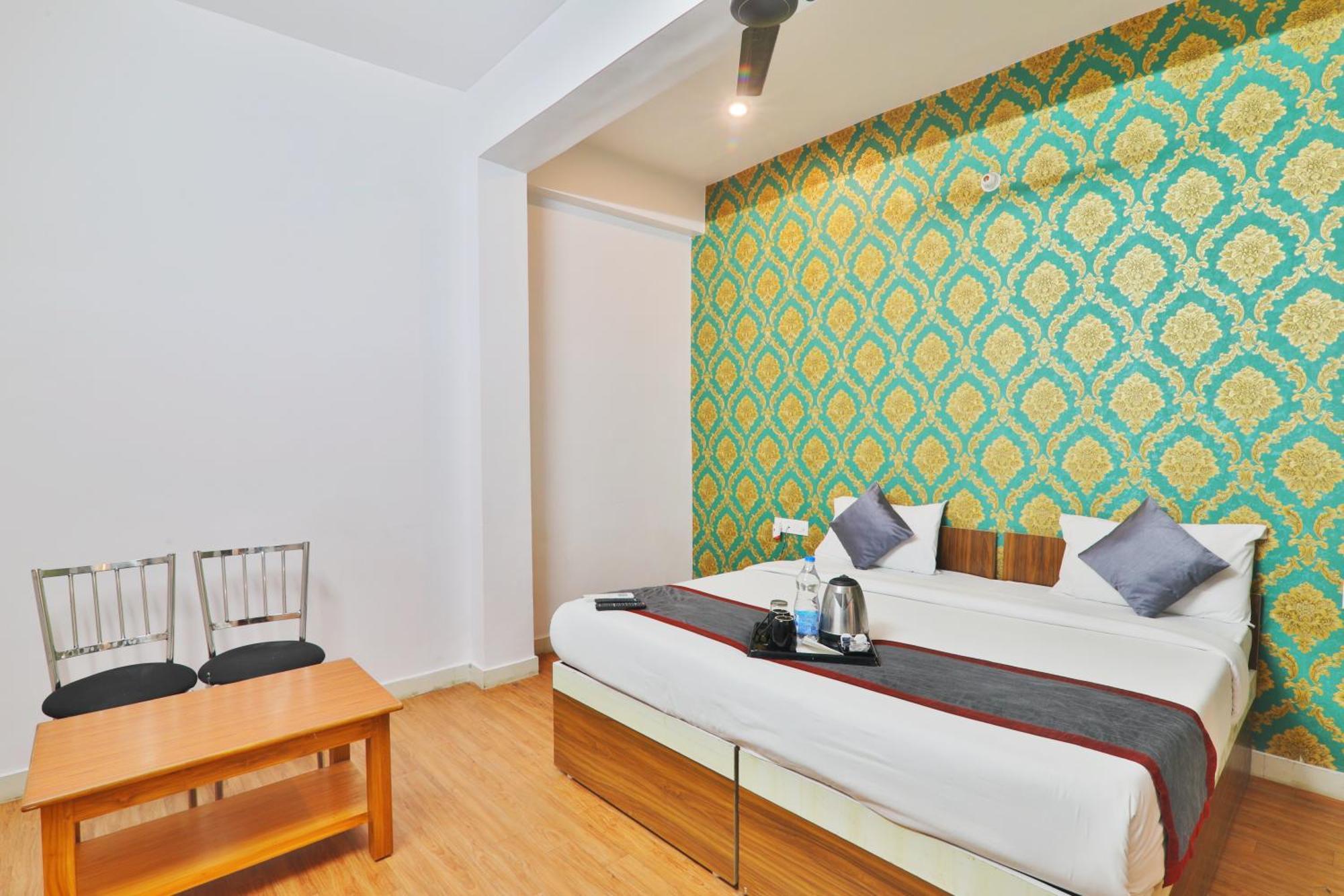 Divine Glory Hotel Lakhnau Kültér fotó