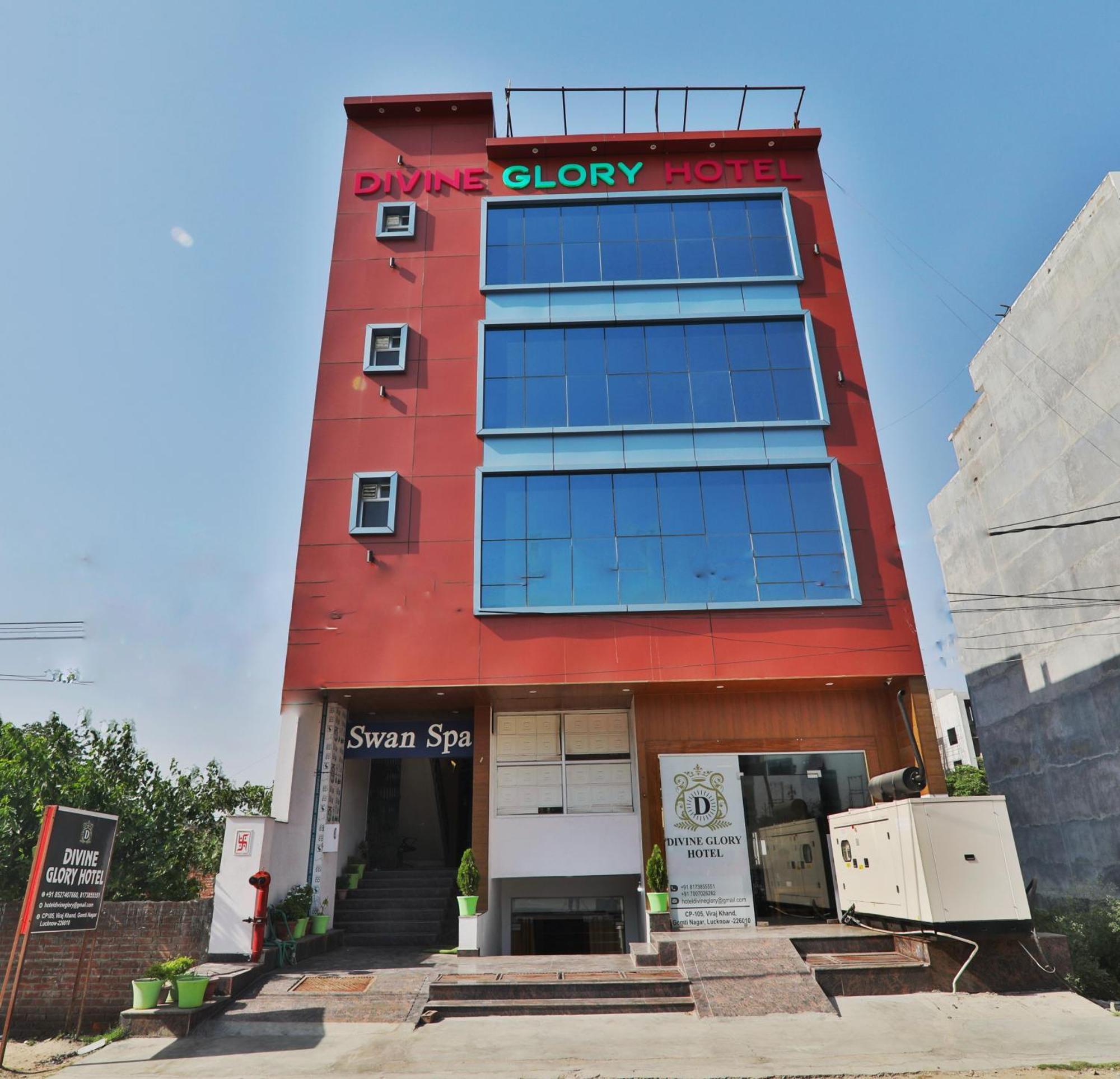 Divine Glory Hotel Lakhnau Kültér fotó